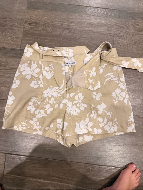 Veronica Beard Pants - Veronica Beard Beige Floral Tie-Waist Women's Shorts